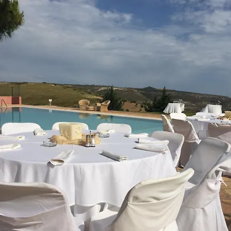 فيلة Distefi Hills In Sounio *